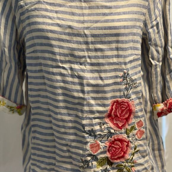 COPY - J.jill love linen 💯% striped embroidered top S petite - Picture 2 of 8